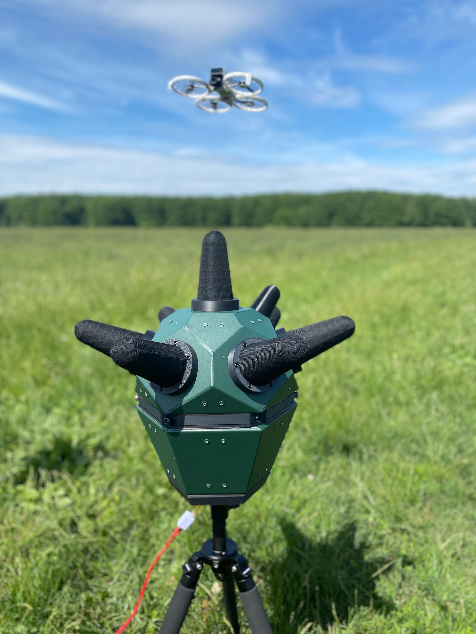 Detektor Jeżyk namierza drona FPV podczas testów w czerwcu 2026
